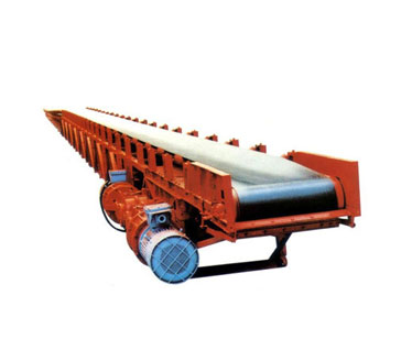 圖片名稱：TD75型膠帶輸送機(jī)
點(diǎn)擊次數(shù)：2636次