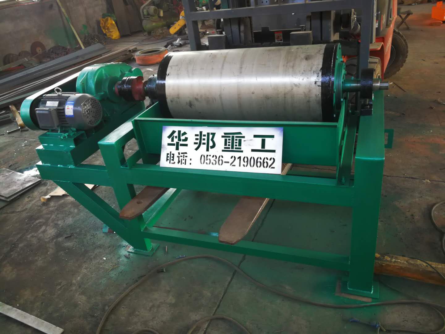 圖片名稱：永磁筒式磁選機(jī)
點(diǎn)擊次數(shù)：2268次
