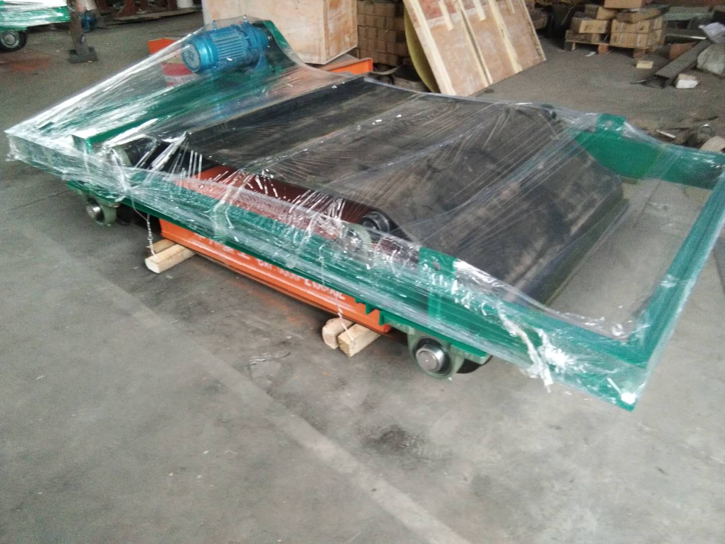 圖片名稱：RCY系列懸掛式永磁除鐵器
點(diǎn)擊次數(shù)：2041次